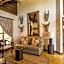 Amakhosi Safari Lodge