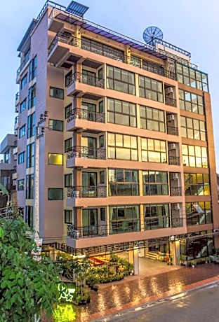 L18 residence แอลสิบแปด เรสซิเดนซ์