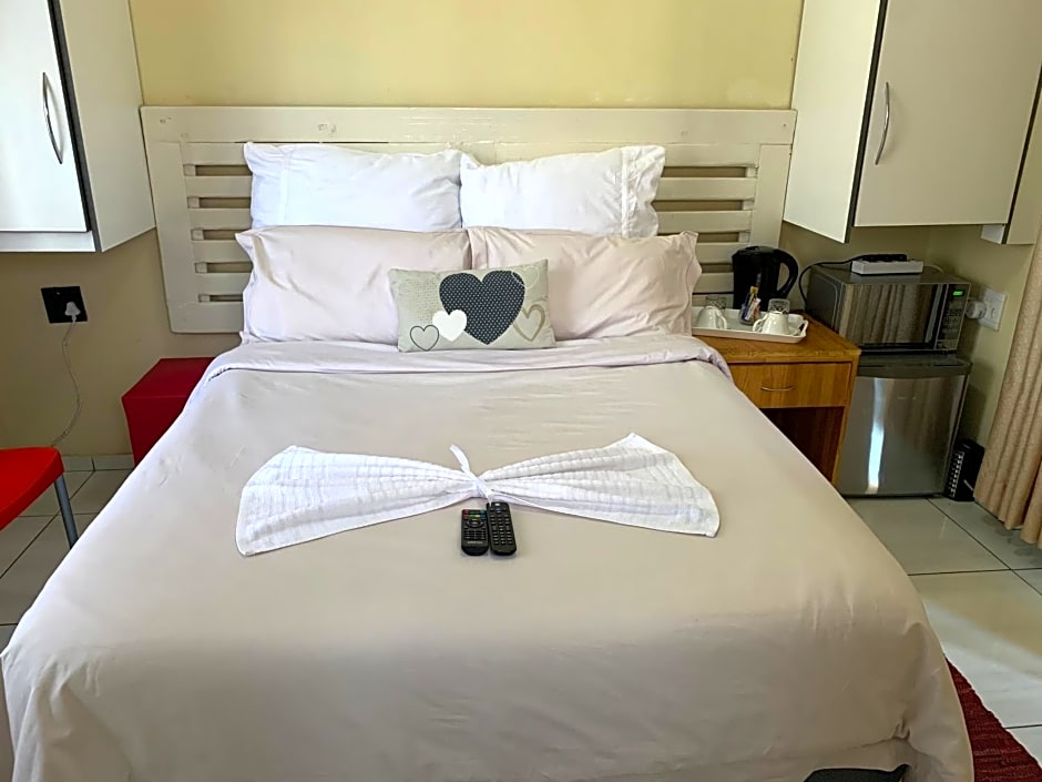 Ekaya Palace Guest House