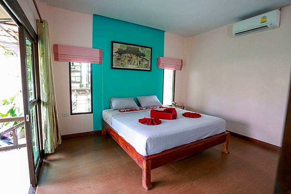 Sang Aroon Bungalow