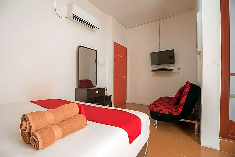 RedDoorz @ Batam Center 2