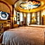 Hotel Moon