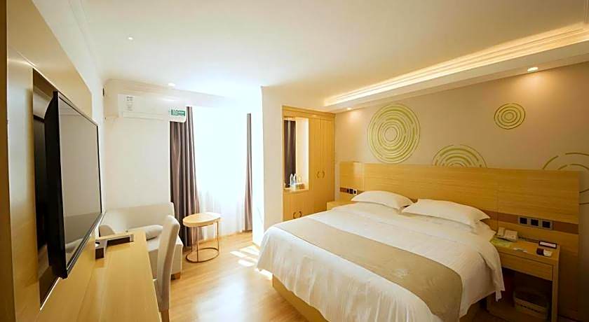 GreenTree Inn Qingyuan Qinghe Avenue Branch
