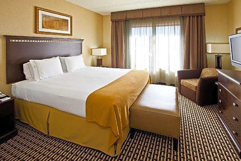 Holiday Inn Express Hotel & Suites Seymour By IHG