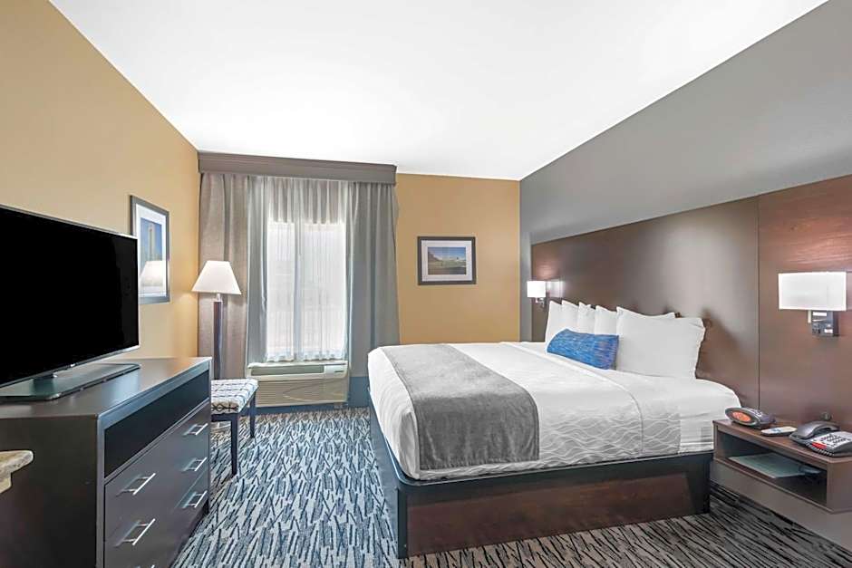 Best Western Plus Denton Inn & Suites