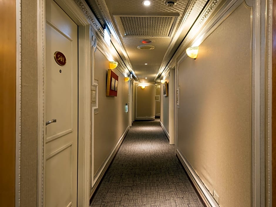 Charming Castle Hotel