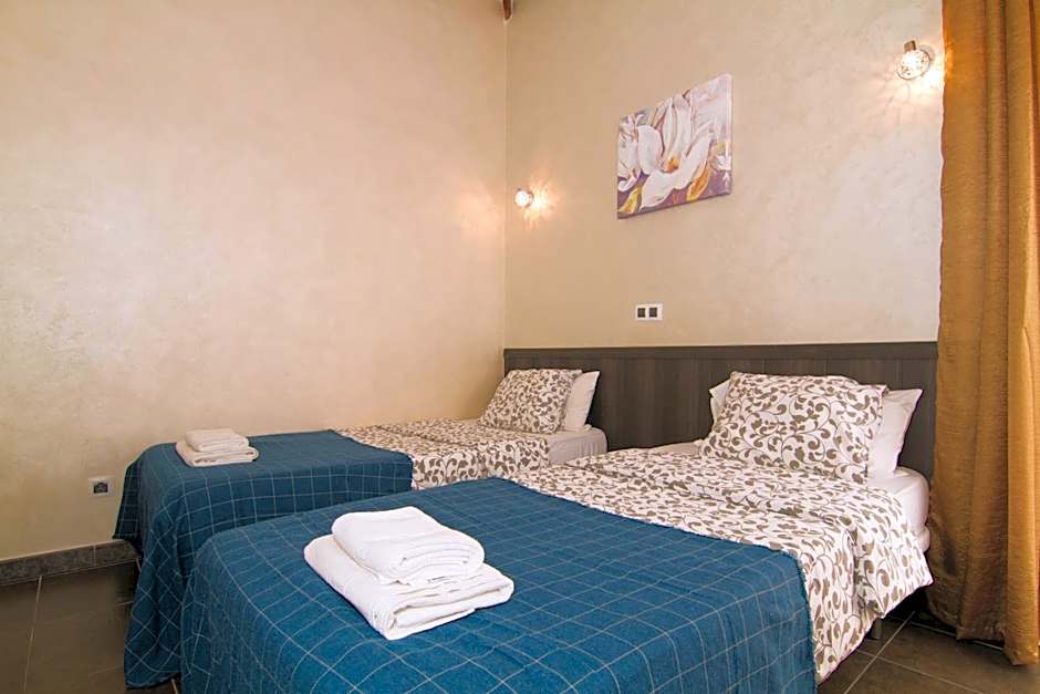 Yucca Park ApartHotel