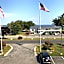 Super 8 by Wyndham Bridgeview of Mackinaw City