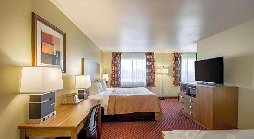 Quality Inn Mineral Point