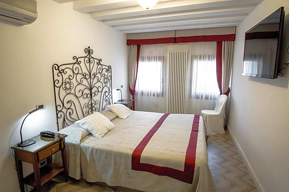Hotel Antigo Trovatore