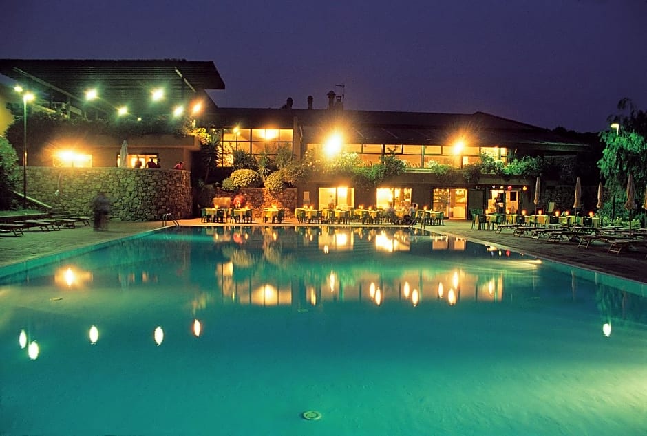 Hotel Club Baia Delle Ginestre