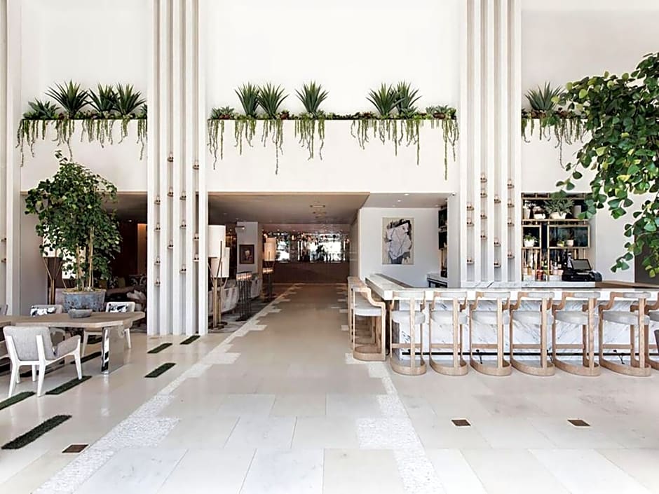 Dream Hollywood by Hyatt