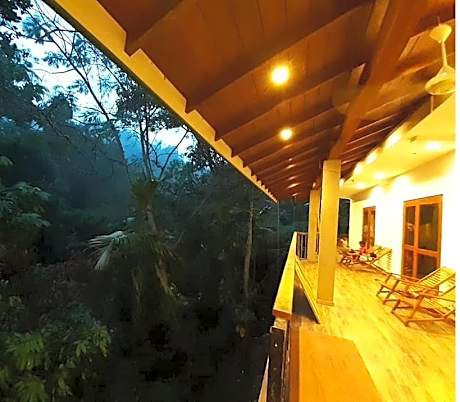 Old Bridge Riverside Hotel