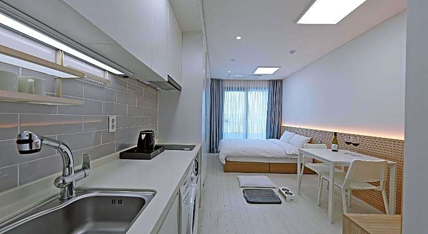 World Sky Residence Hotel