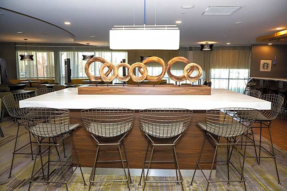 Courtyard by Marriott Toronto Brampton