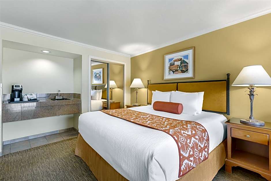 Best Western Plus Arroyo Roble Hotel & Creekside Villas