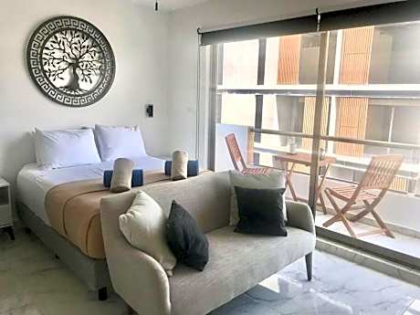 5a Lia 12 Studio 1 block from 5 Av WiFi 60 Mbs