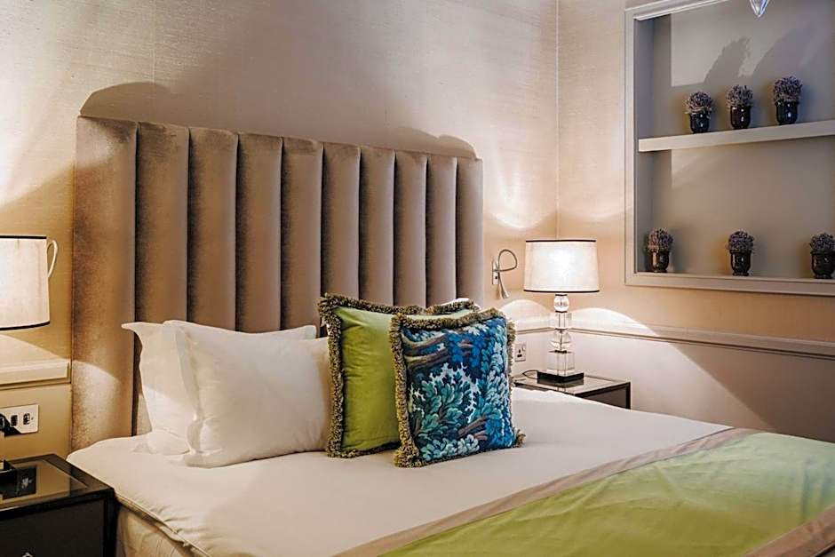 St James Hotel & Club Mayfair