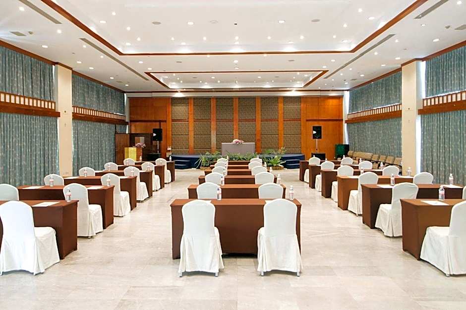 Garden Sea View Resort