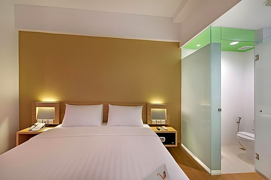 Whiz Prime Hotel Megamas Manado