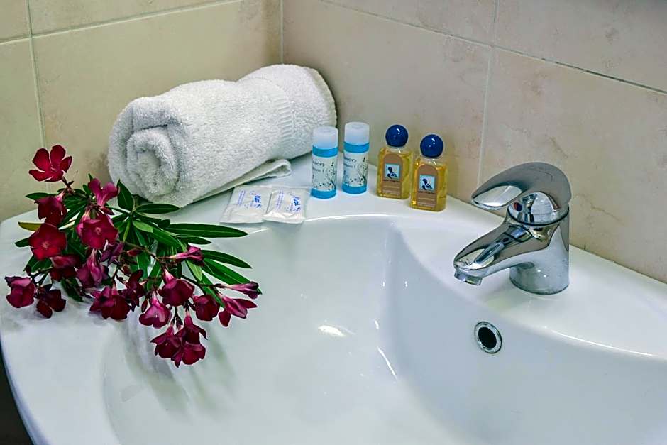 Keri Village & Spa by Zante Plaza (Adults Only)