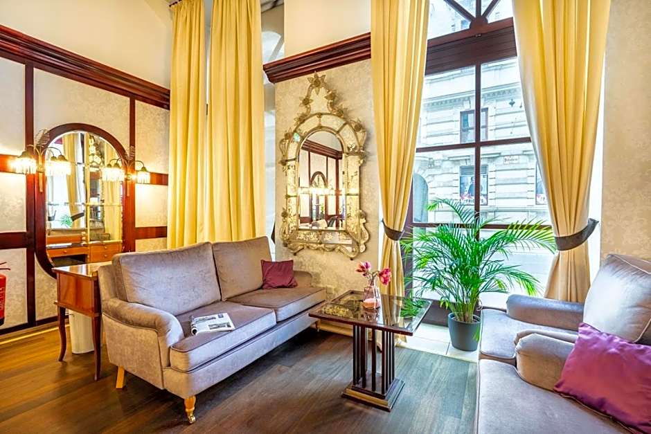 Hotel Am Schubertring I Contactless Check In