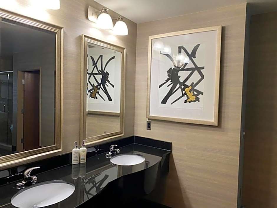 Holiday Inn Fort Wayne - IPFW & Coliseum By IHG