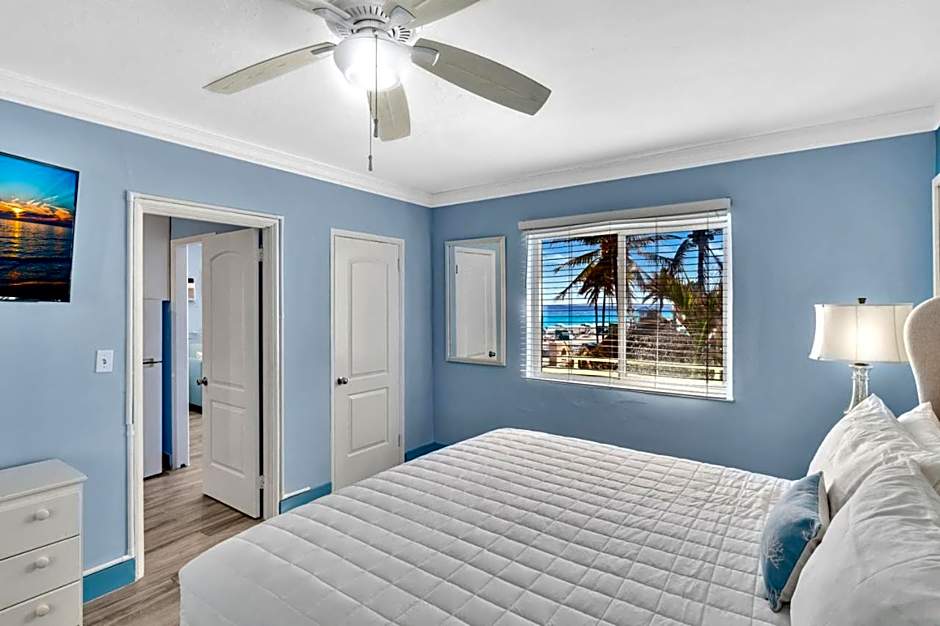 Walkabout 8 Tower Suite with Panoramic Ocean Views