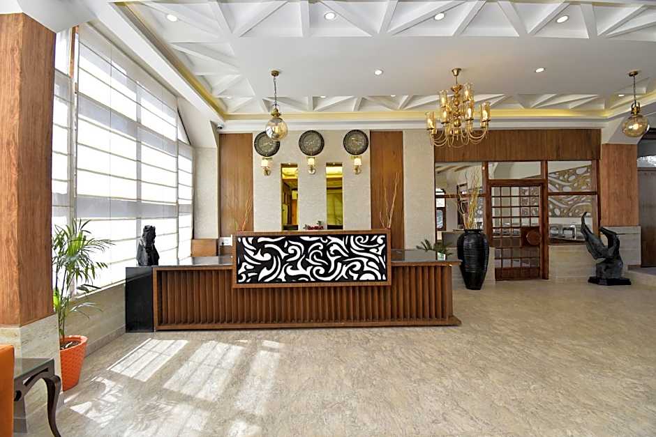 Hotel Snowcrests Manor