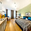 Jimmy's Apartments Emerald