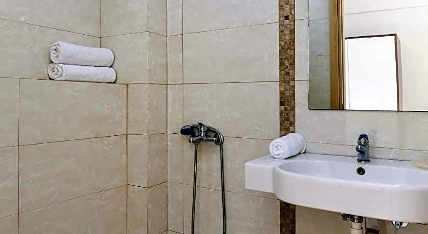 Stavros Beach Hotel