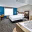 Holiday Inn Express & Suites - Green Bay East By IHG