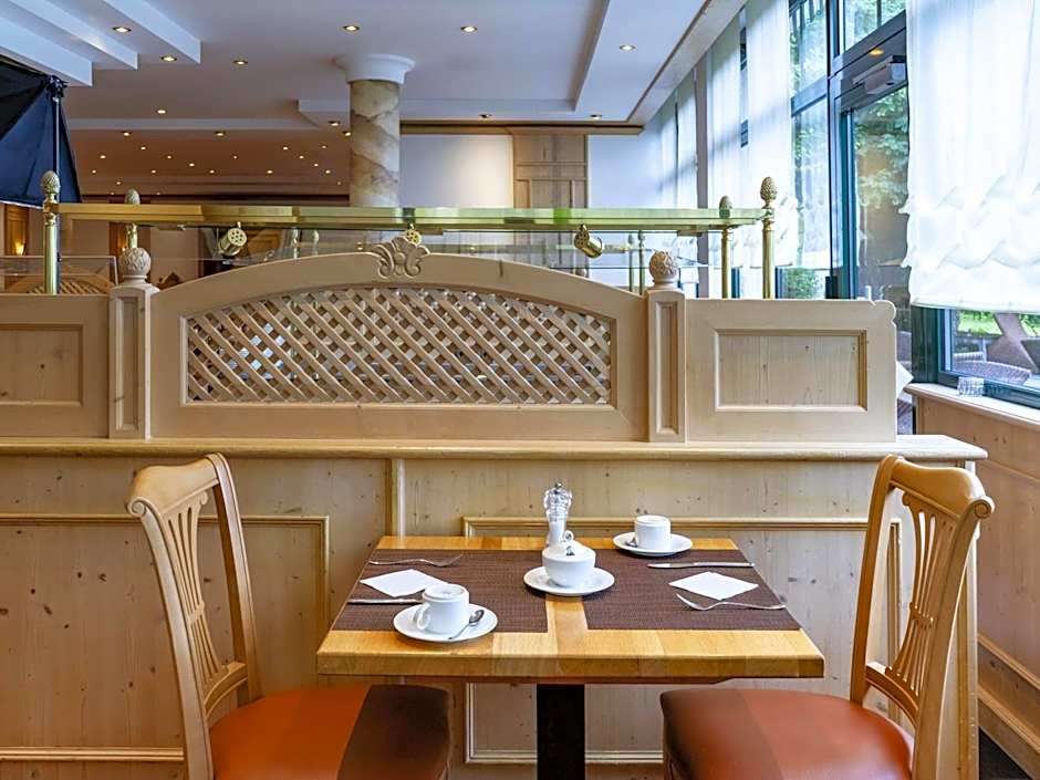 Atomis Hotel Munich Airport by Mercure