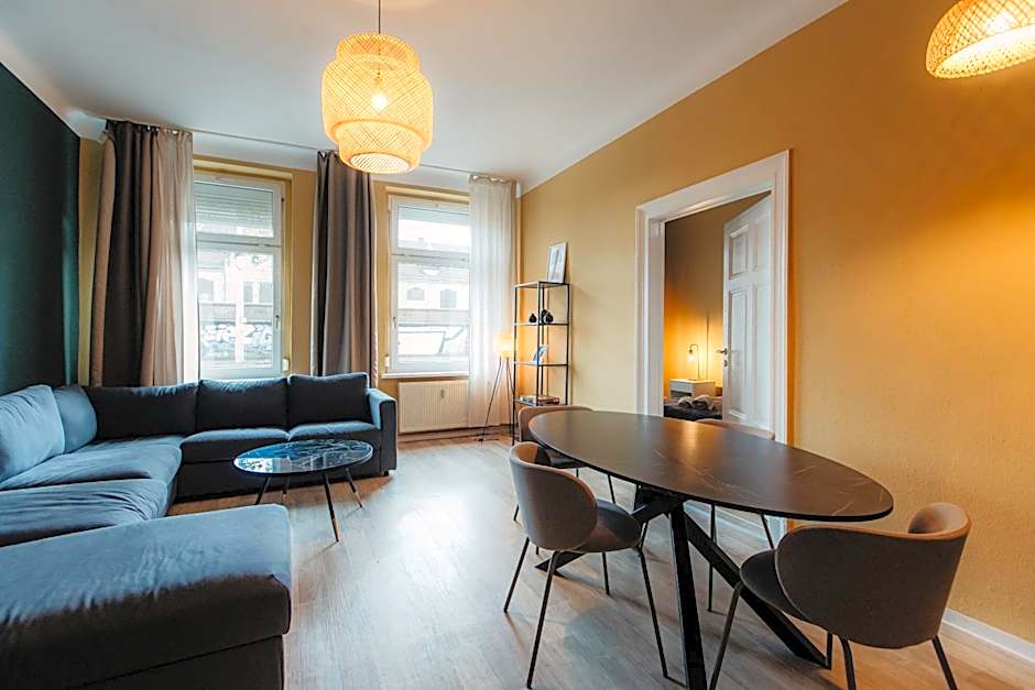 Luga Homes - Stadthaus