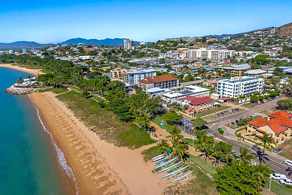 Madison Ocean Breeze Apartments