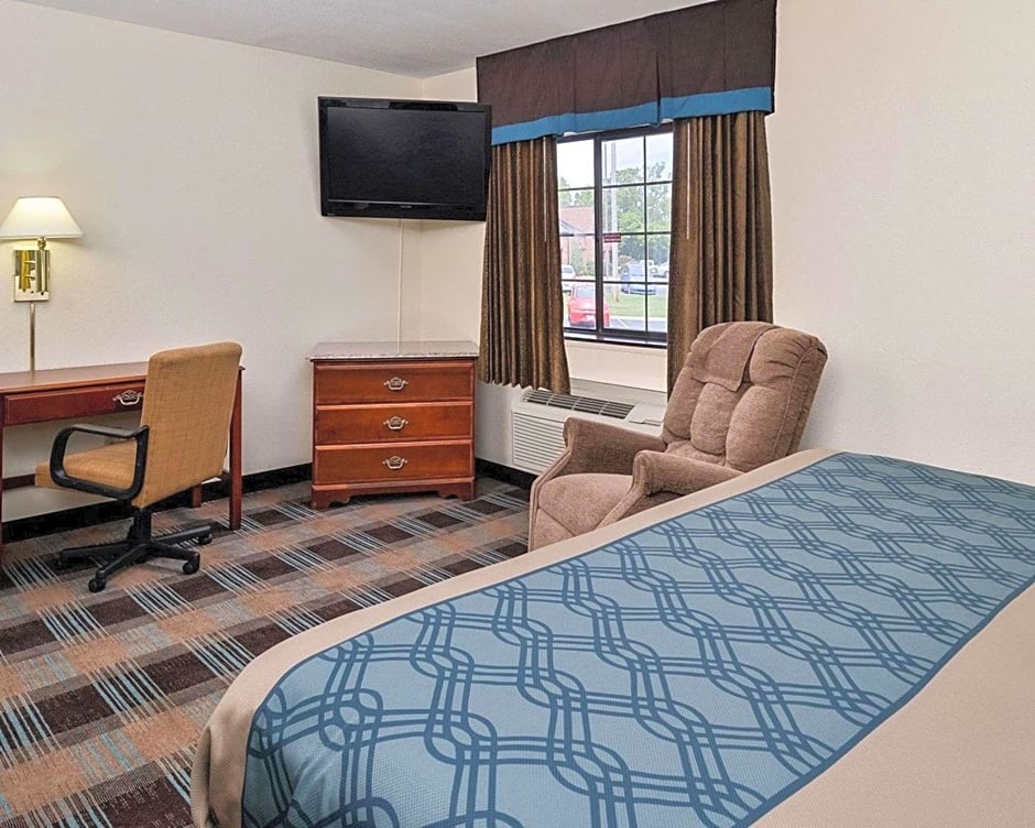 Econo Lodge Inn & Suites Shelbyville