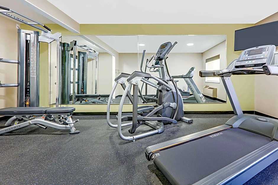 Baymont by Wyndham Plano