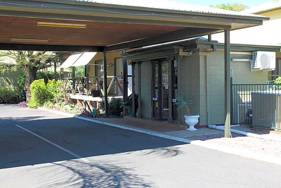 Lake Forbes Motel