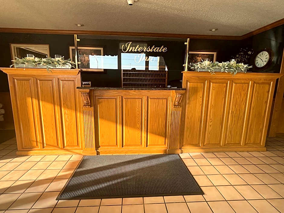 Interstate Inn