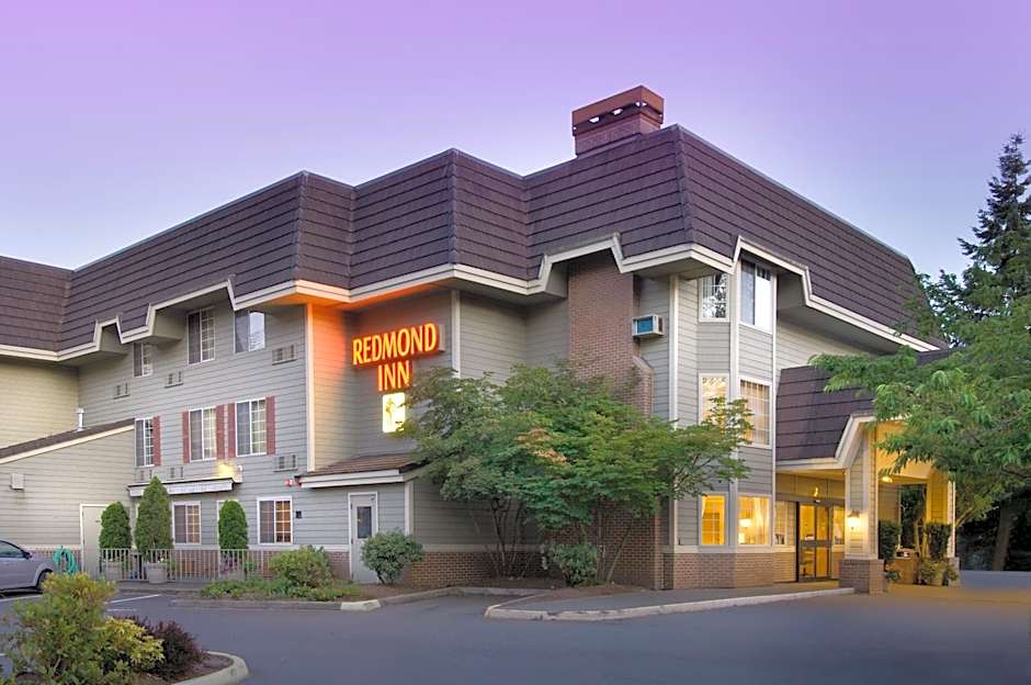 Photo 1 of 24 of Redmond Inn