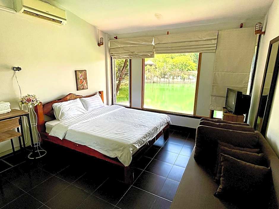 Photo 1 of 4 of Deluxe 1 Double Bed