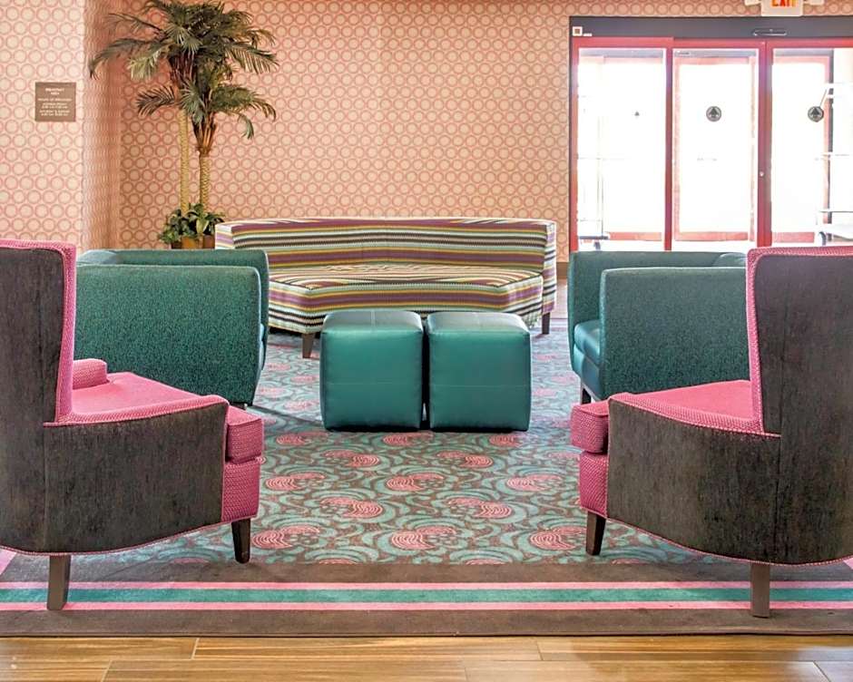 Comfort Inn & Suites San Marcos near Outlet Mall