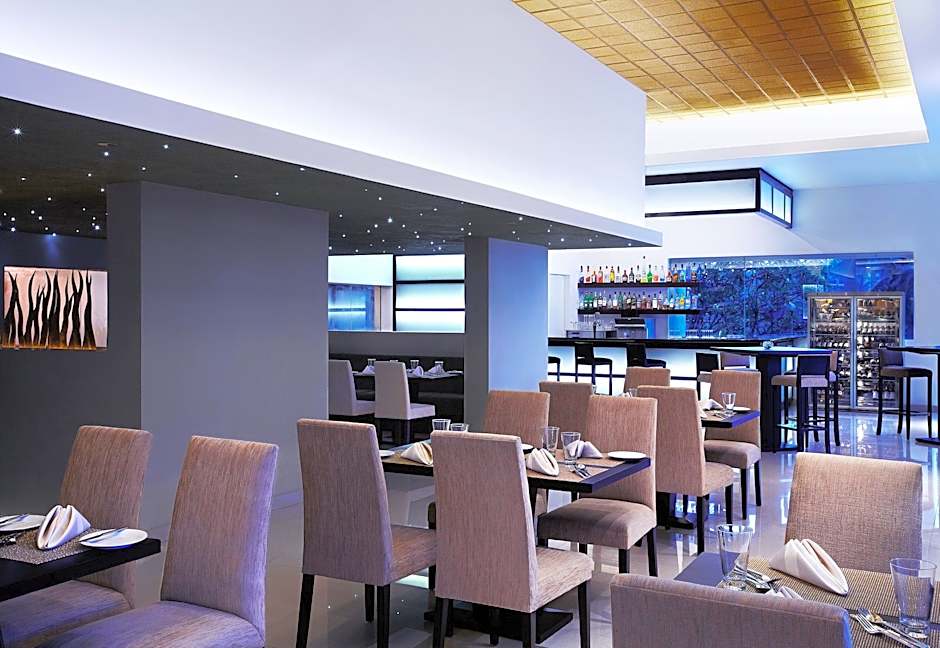 Vivanta Colombo, Airport Garden