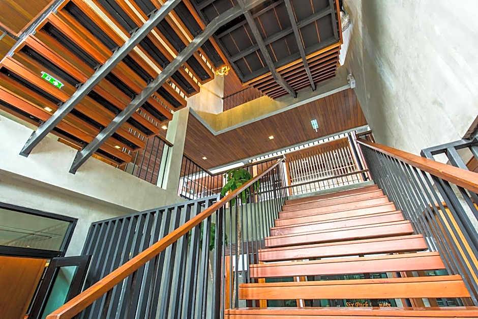 J4 Samui Hotel - SHA Plus