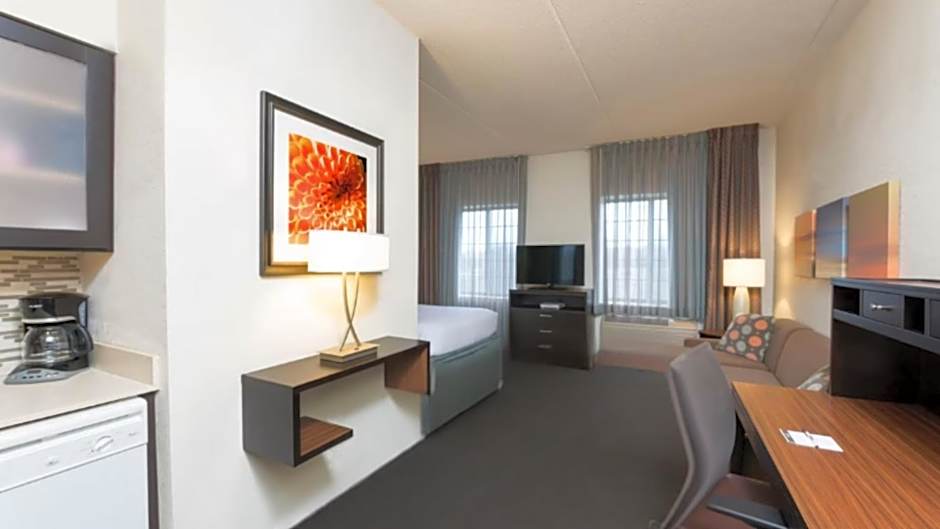 Staybridge Suites Chicago-Oakbrook Terrace By IHG