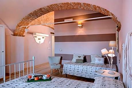 Junior Suite with Garden View