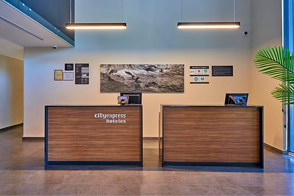City Express by Marriott Guaymas