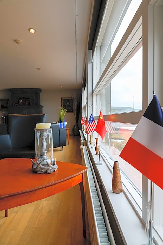 Eldey Airport Hotel