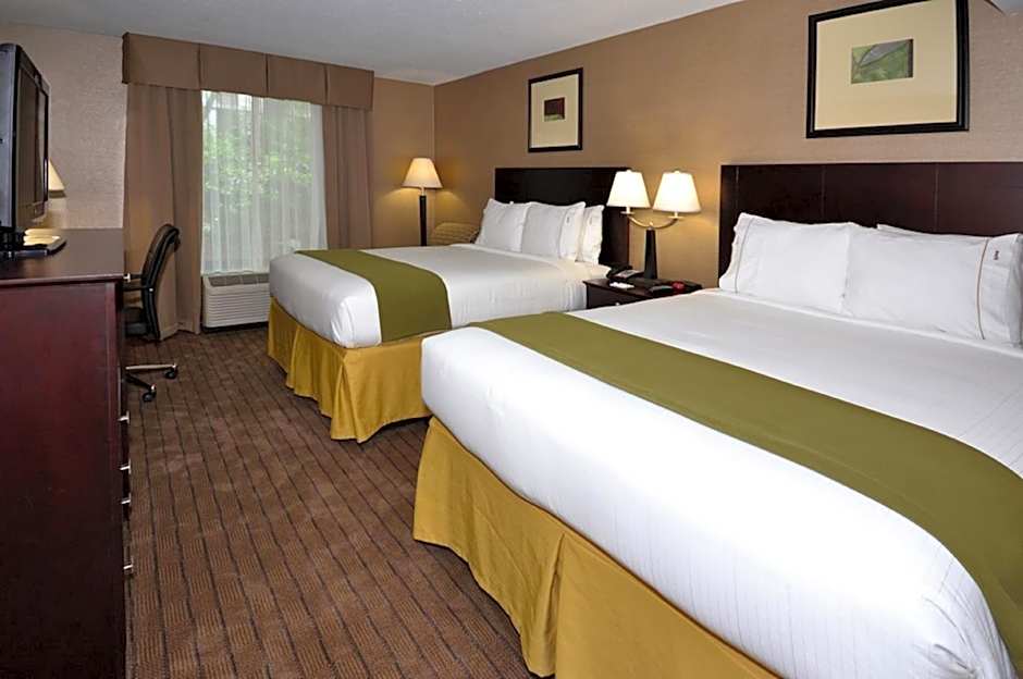 Holiday Inn Express Boston Brockton By IHG