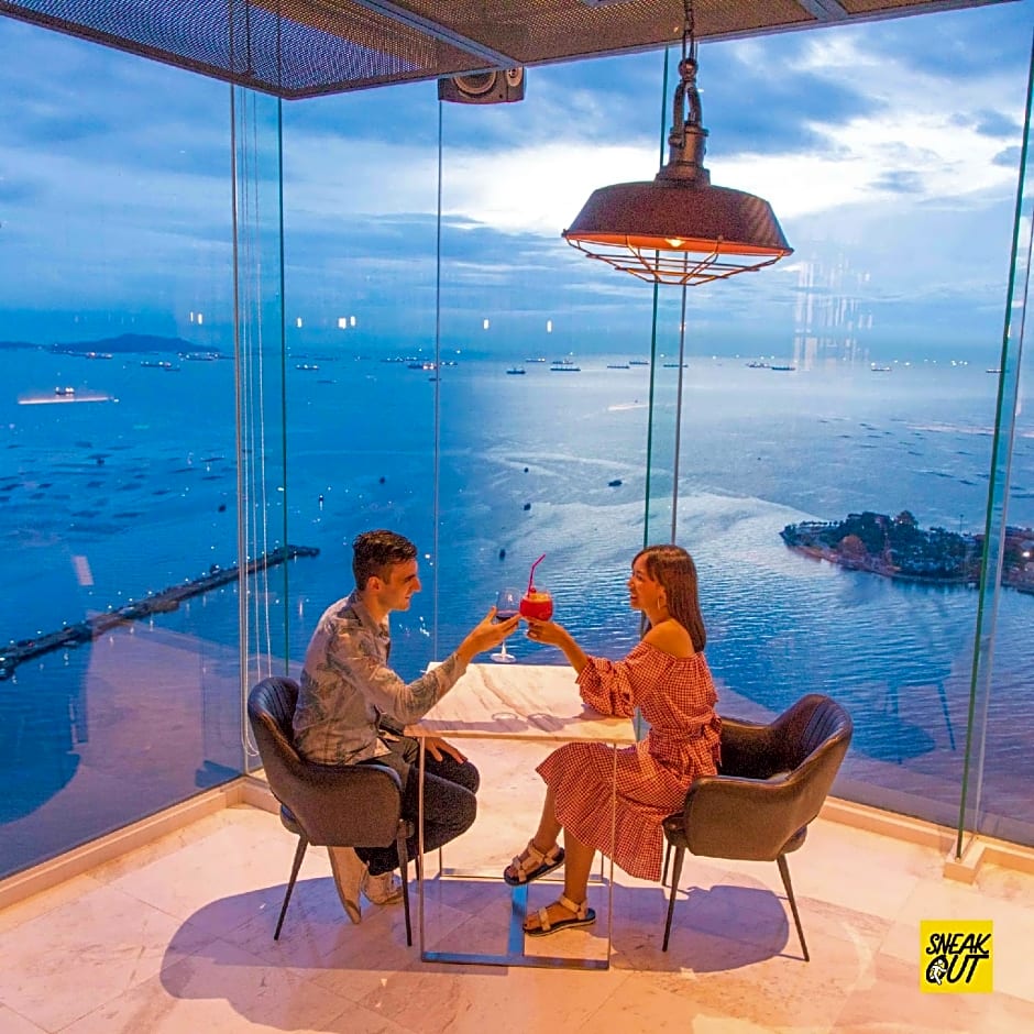 Oakwood Hotel & Residence Sri Racha